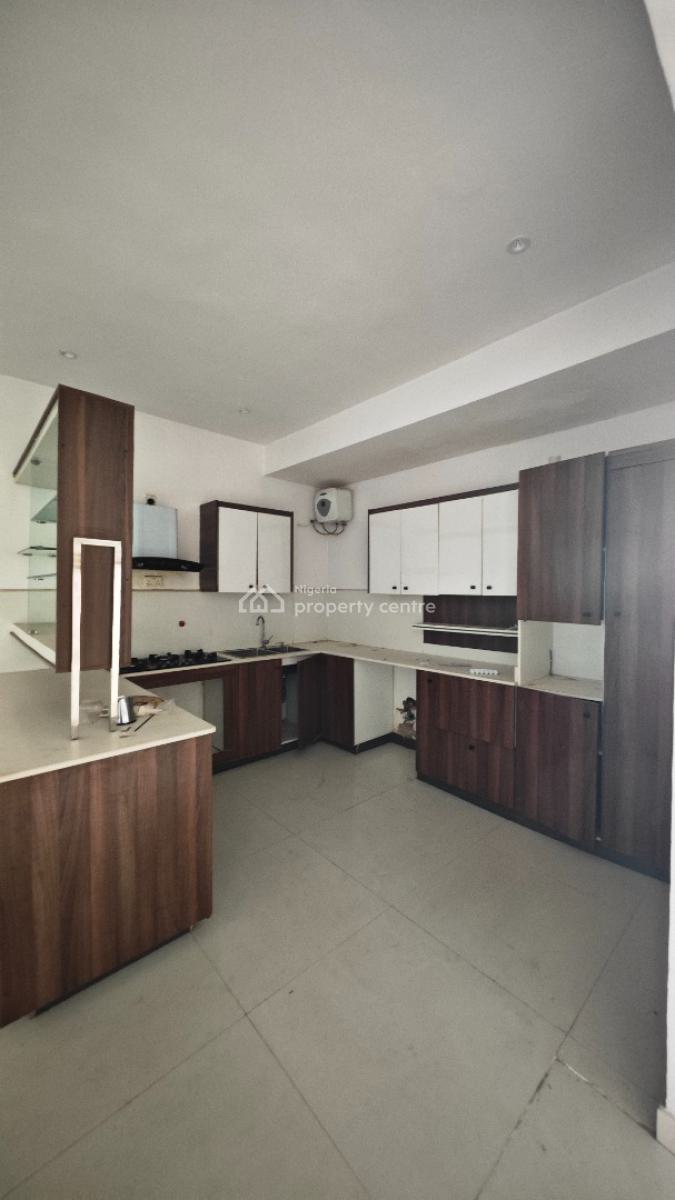 Luxury Self Service 3 Bedrooms, Off Freedom Way, Lekki Phase 1, Lekki, Lagos, Flat / Apartment for Rent