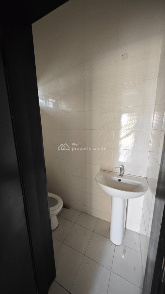 Luxury Self Service 3 Bedrooms, Off Freedom Way, Lekki Phase 1, Lekki, Lagos, Flat / Apartment for Rent
