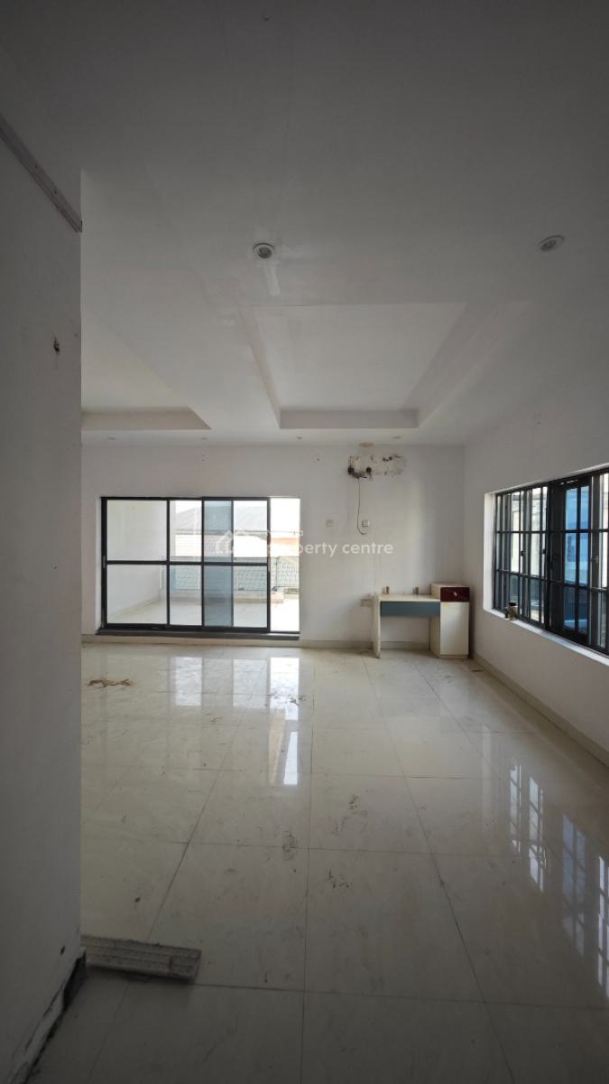 Luxury Self Service 3 Bedrooms, Off Freedom Way, Lekki Phase 1, Lekki, Lagos, Flat / Apartment for Rent
