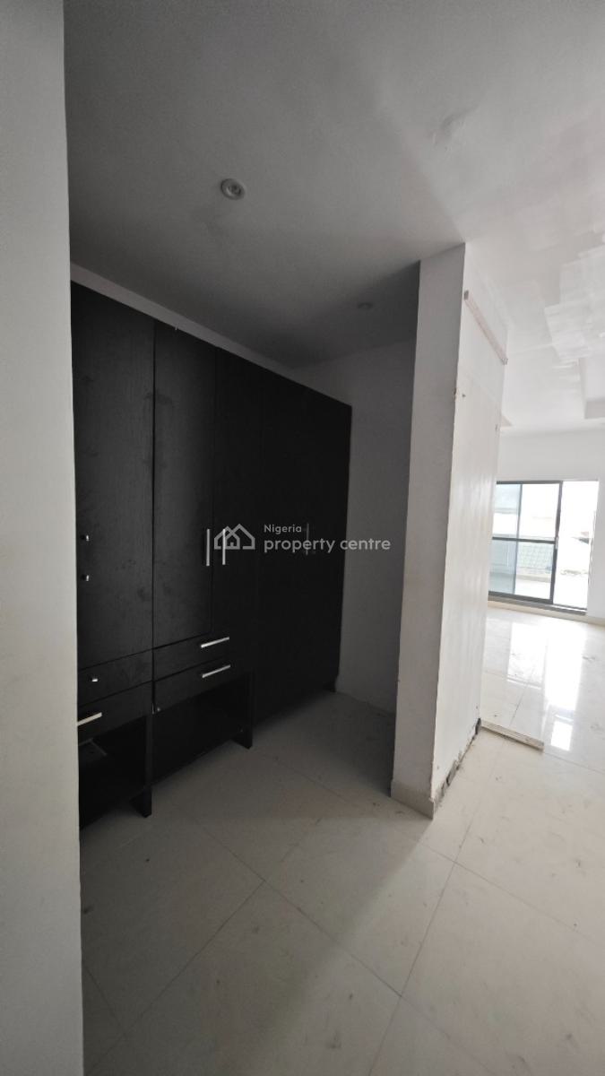 Luxury Self Service 3 Bedrooms, Off Freedom Way, Lekki Phase 1, Lekki, Lagos, Flat / Apartment for Rent