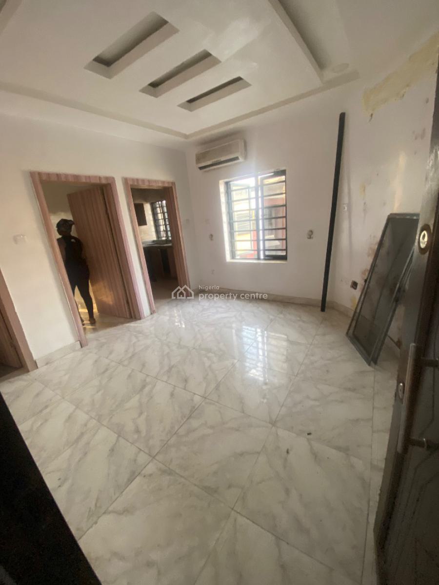 Super Luxurious Mini Flat with Balcony (upstairs), Silver Land Estate, Sangotedo, Ajah, Lagos, Mini Flat (room and Parlour) for Rent