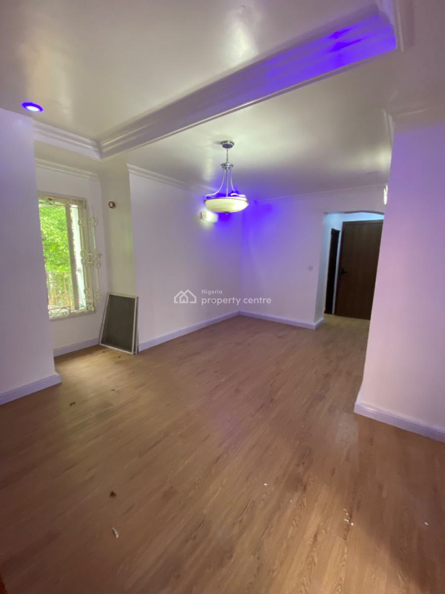 Luxury 3 Bedroom Apartment with 24hrs Light in a Secure Neighborhood, Off Admiralty Way, Lekki Phase 1, Lekki, Lagos, Flat / Apartment for Rent