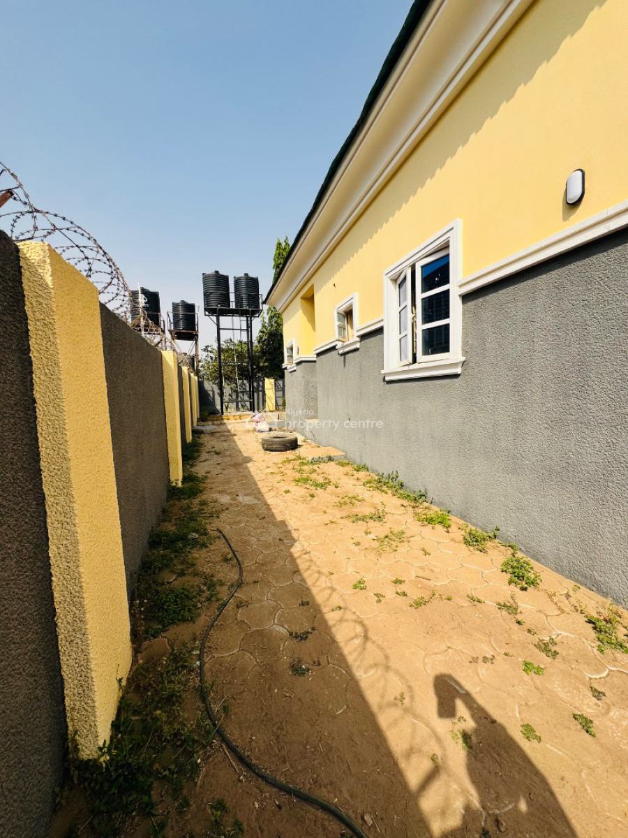 Newly Renovated & Well Finished 4 Bedrooms Bungalow, Mab Global Estate, Gwarinpa, Abuja, Detached Bungalow for Rent