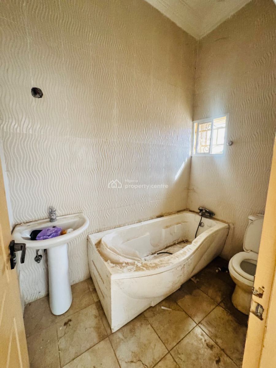 Newly Renovated & Well Finished 4 Bedrooms Bungalow, Mab Global Estate, Gwarinpa, Abuja, Detached Bungalow for Rent