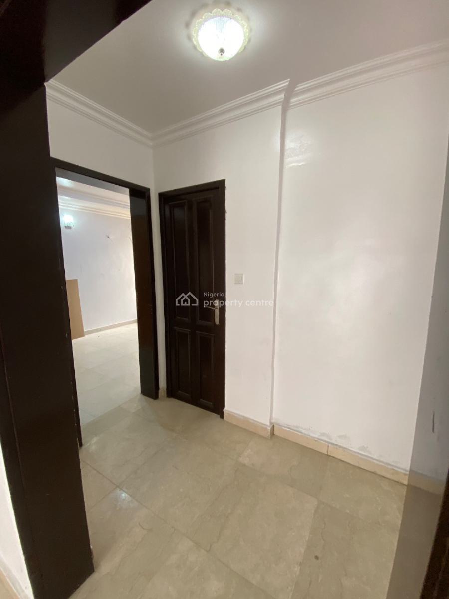 Luxury 1 Bedroom Apartment with 24hrs Light in a Secure Neighborhood, Off Admiralty Way, Lekki Phase 1, Lekki, Lagos, Mini Flat (room and Parlour) for Rent