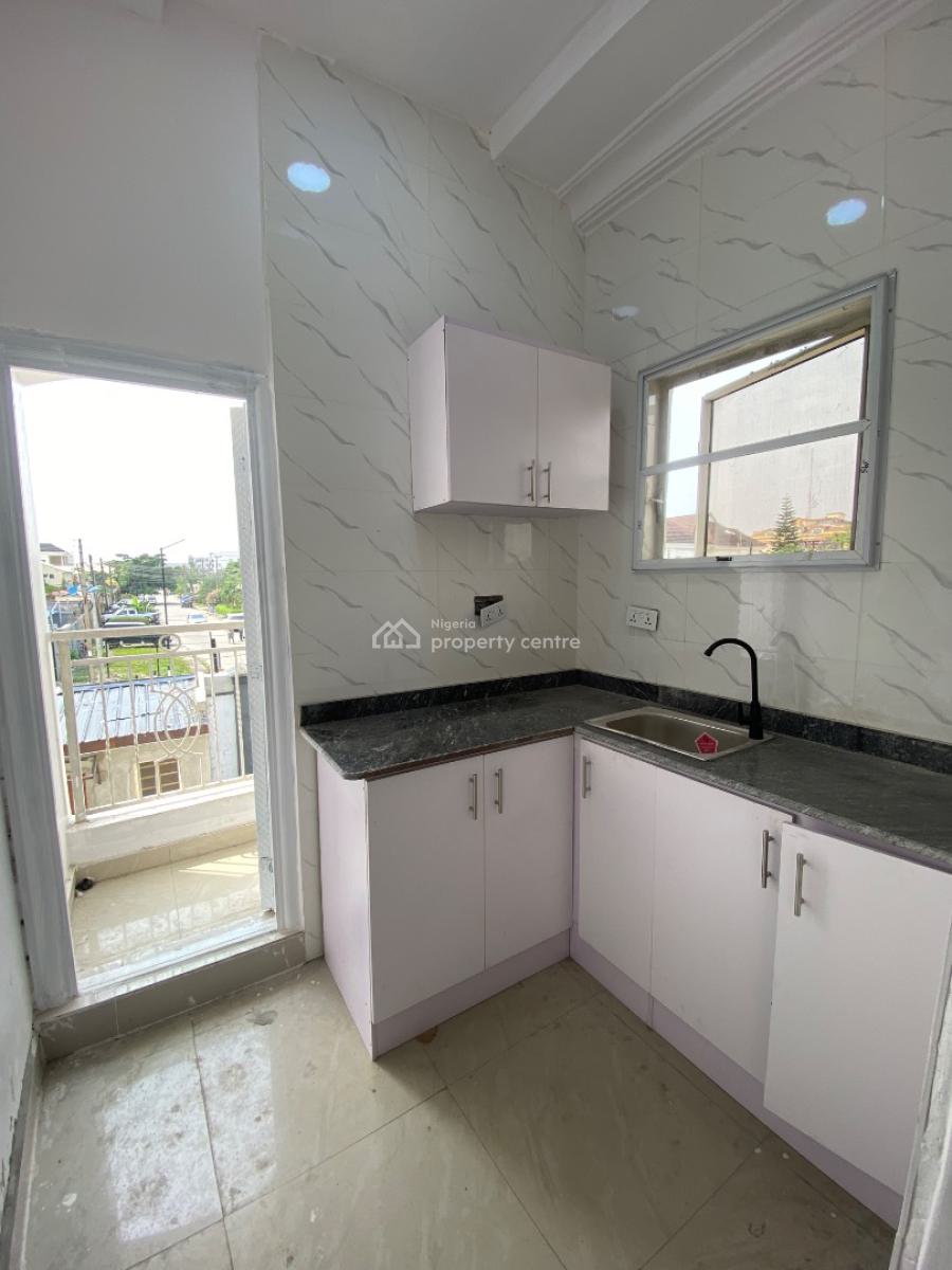 Luxury and Very Huge Selfcontain/studio Apartment in a Serene Location, Off Admiralty Way, Lekki Phase 1, Lekki, Lagos, Self Contain (single Rooms) for Rent