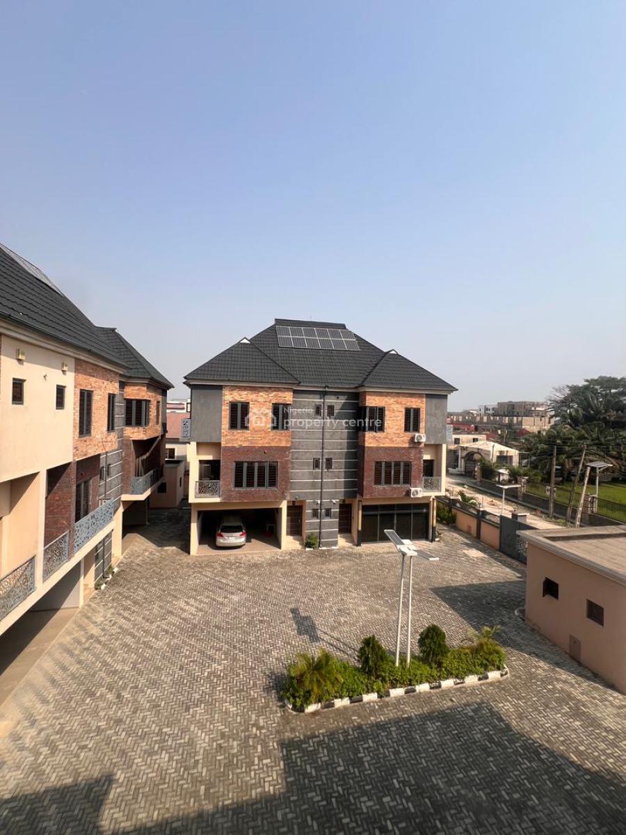 Magnificent 4 Bedroom Townhouse with Bq, 5kl & 220amp Solar,, Magnificent 4 Bedroom Townhouse with Bq, 5kl & 220amp Solar, Ikate, Lekki, Lagos, Terraced Duplex for Sale