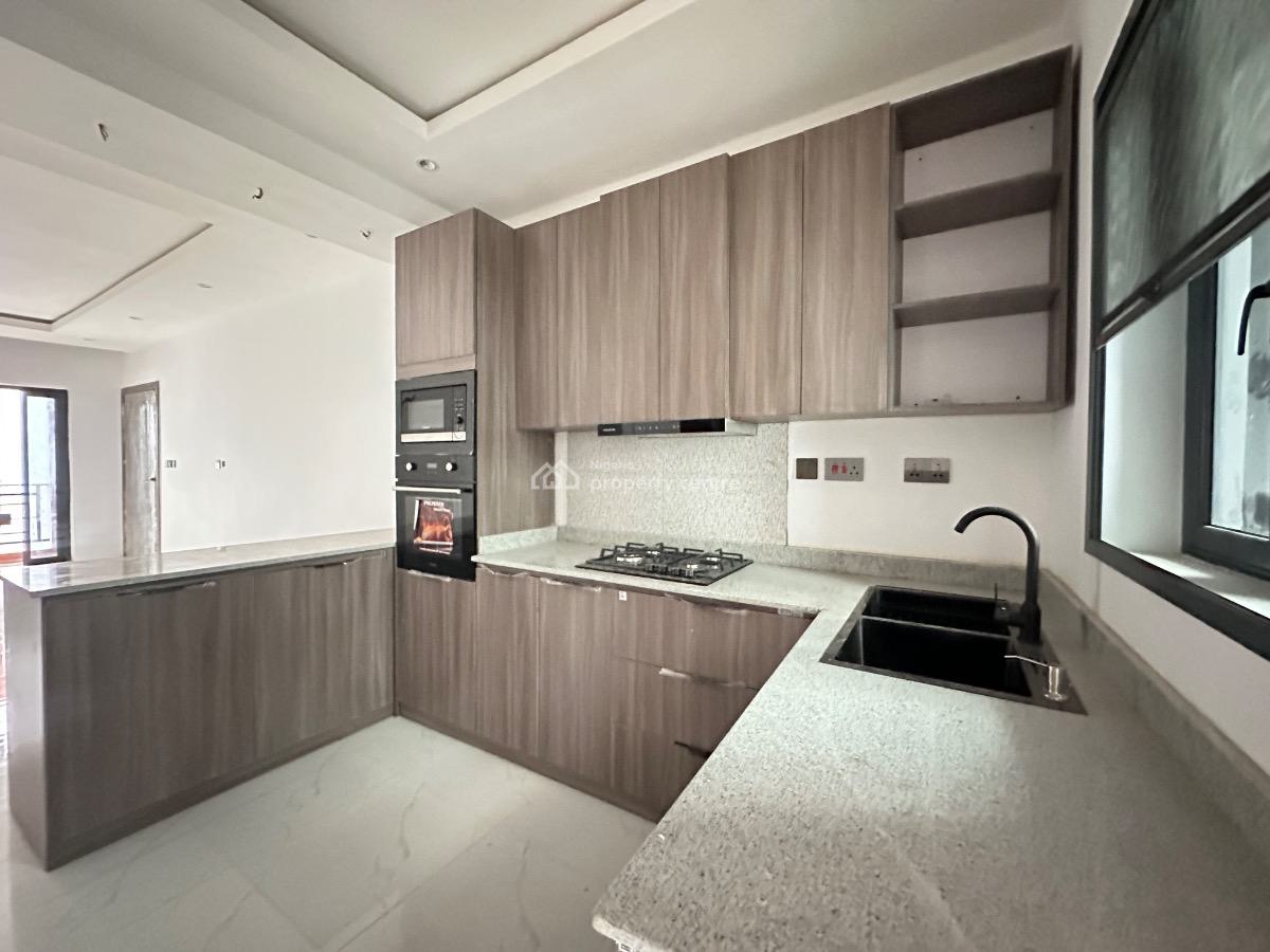 Cozy & Vibrant Two (2) Bedrooms Apartment with Bq, Ikate, Lekki, Lagos, Flat / Apartment for Sale