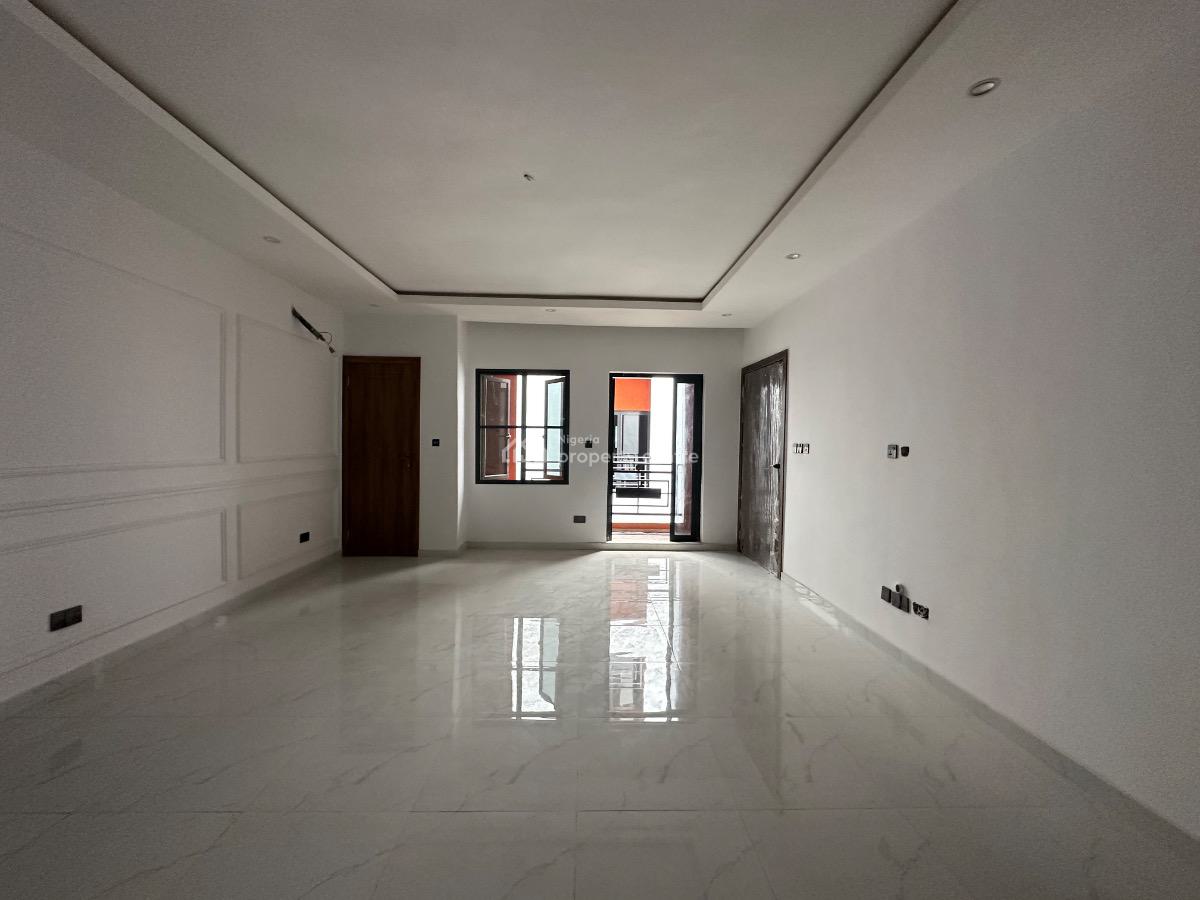 Cozy & Vibrant Two (2) Bedrooms Apartment with Bq, Ikate, Lekki, Lagos, Flat / Apartment for Sale