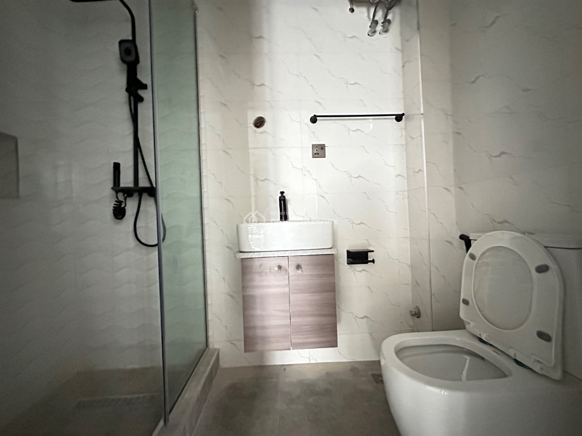 Cozy & Vibrant Two (2) Bedrooms Apartment with Bq, Ikate, Lekki, Lagos, Flat / Apartment for Sale