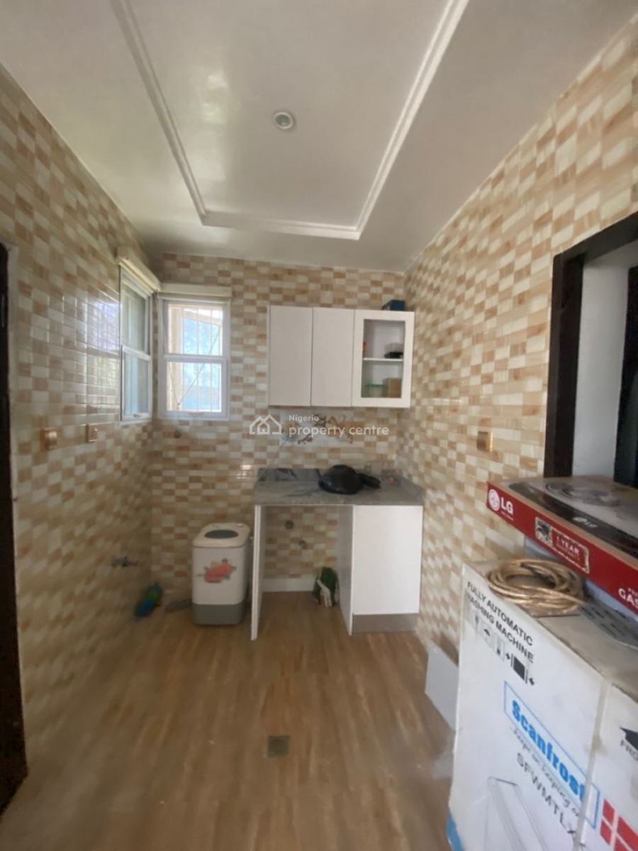 5 Bedrooms Semi Detached Duplex, Wuye, Abuja, Semi-detached Duplex for Sale