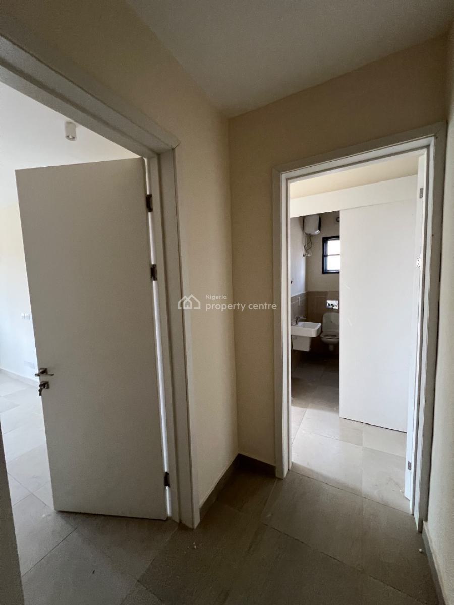Brand New Luxury 3-bedroom Flat with Bq, Lekki Phase 1, Lekki, Lagos, Flat / Apartment for Sale
