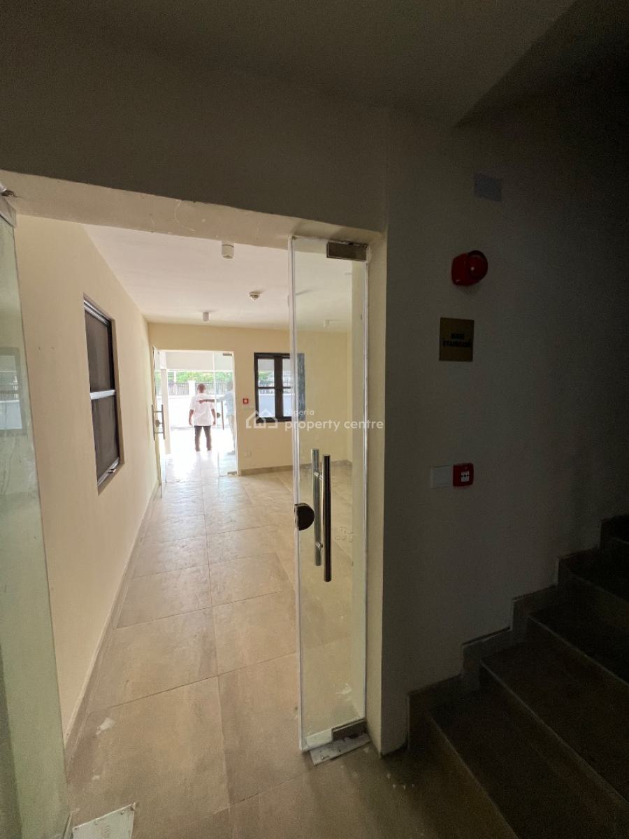 Brand New Luxury 3-bedroom Flat with Bq, Lekki Phase 1, Lekki, Lagos, Flat / Apartment for Sale