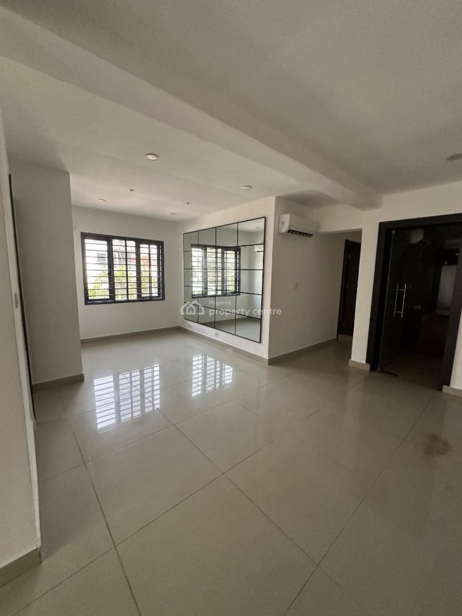 Luxury 3 Bedroom Apartment with Bq, Lekki Phase 1, Lekki, Lagos, Flat / Apartment for Rent
