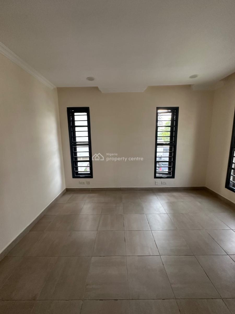 Luxury 3 Bedroom Apartment with Bq, Lekki Phase 1, Lekki, Lagos, Flat / Apartment for Rent