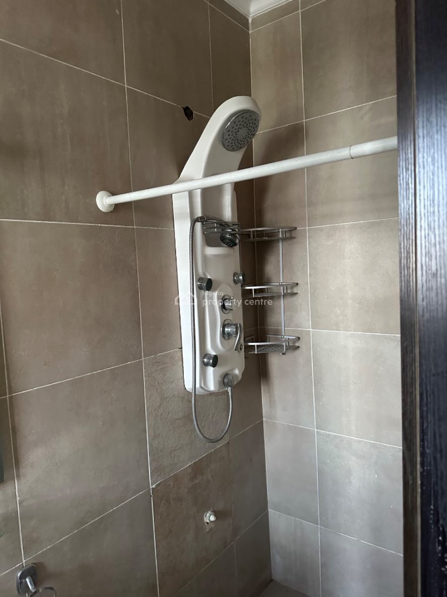 Luxury 3 Bedroom Apartment with Bq, Lekki Phase 1, Lekki, Lagos, Flat / Apartment for Rent