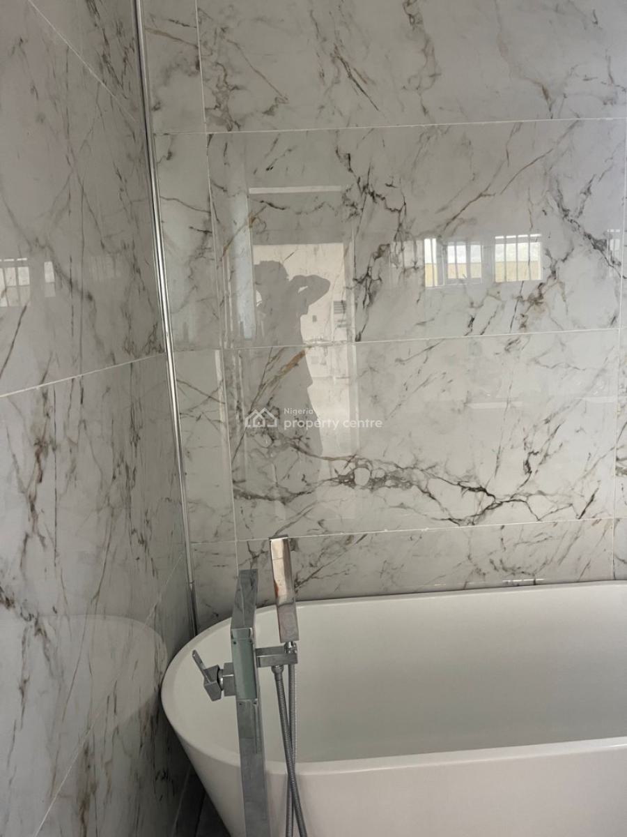 Luxury 6 Bedroom Duplex with Bq, Lekki Phase 1, Lekki, Lagos, Detached Duplex for Sale