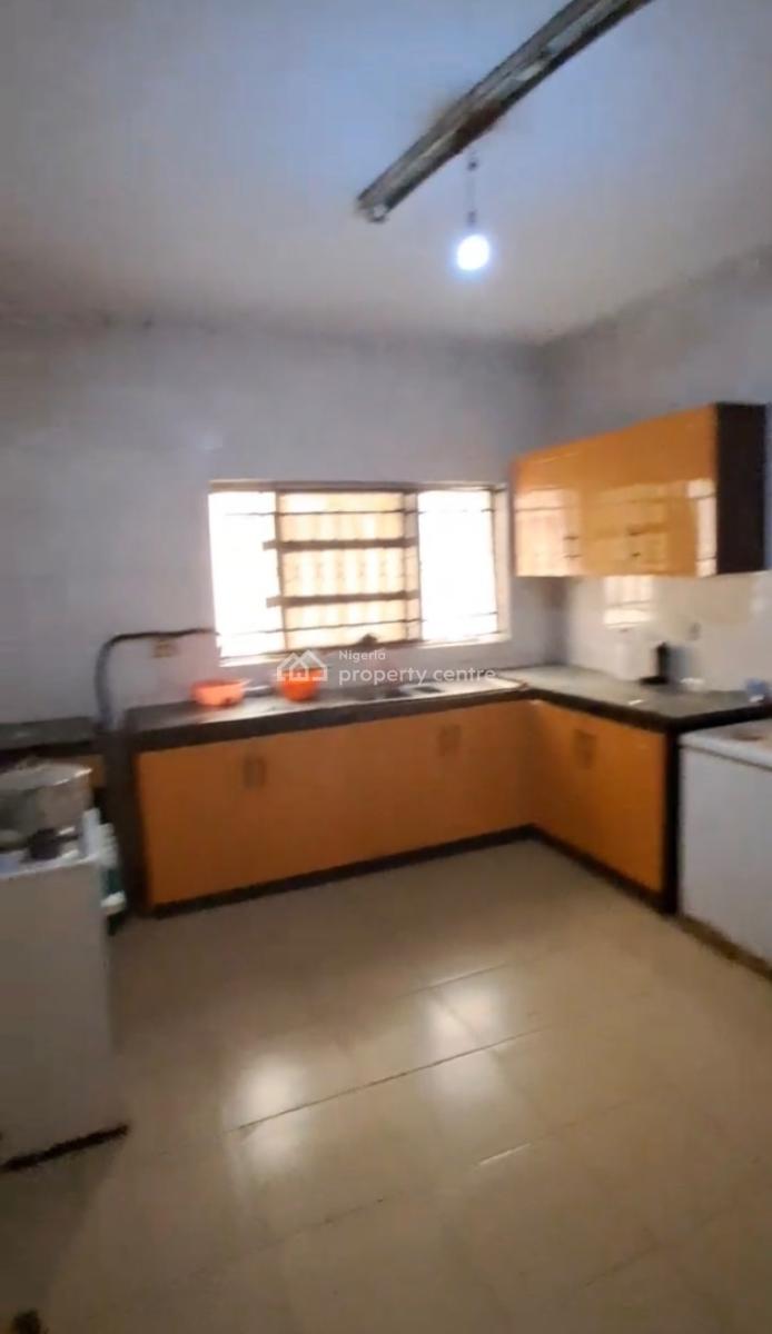 Nice 2 Bedroom, Omole Phase 1, Ikeja, Lagos, Flat / Apartment for Rent