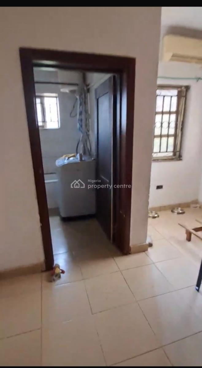 Nice 2 Bedroom, Omole Phase 1, Ikeja, Lagos, Flat / Apartment for Rent