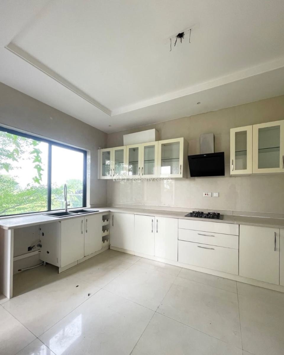 Massive 5 Bedroom Semi Detached Duplex on Two Floors, 5 Bedroom Duplex for Rent, Banana Island, Ikoyi, Lagos, Semi-detached Duplex for Rent