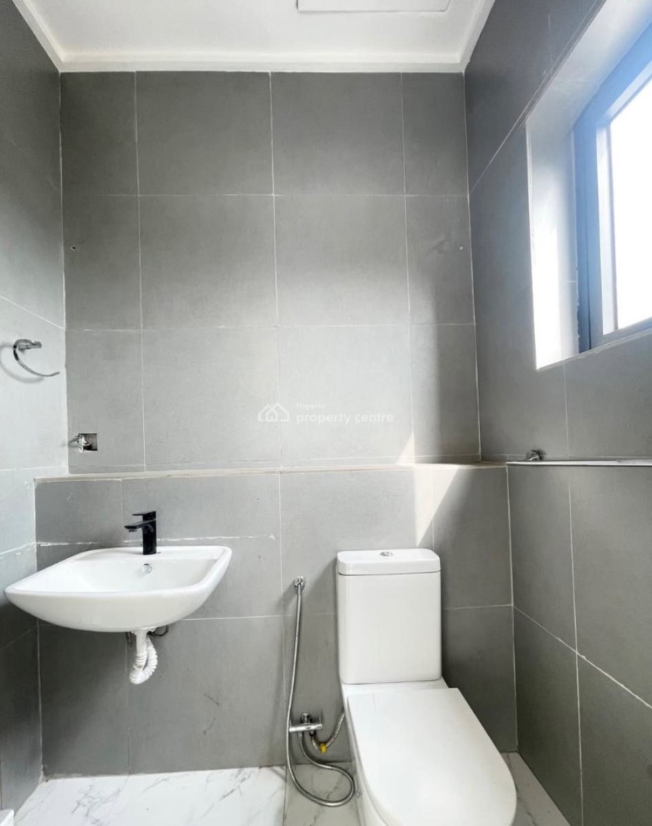 Massive 5 Bedroom Semi Detached Duplex on Two Floors, 5 Bedroom Duplex for Rent, Banana Island, Ikoyi, Lagos, Semi-detached Duplex for Rent