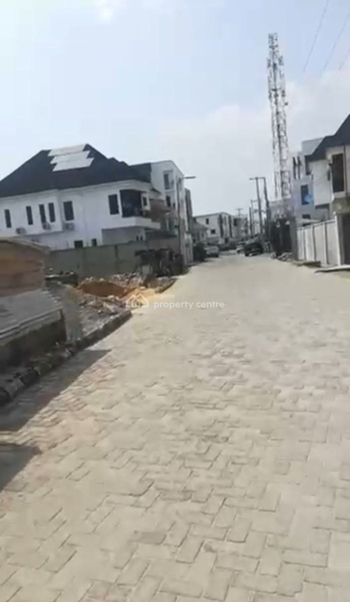 Land Measuring 676sqm with Demolishable Structure, Ologolo, Lekki, Lagos, Residential Land for Sale