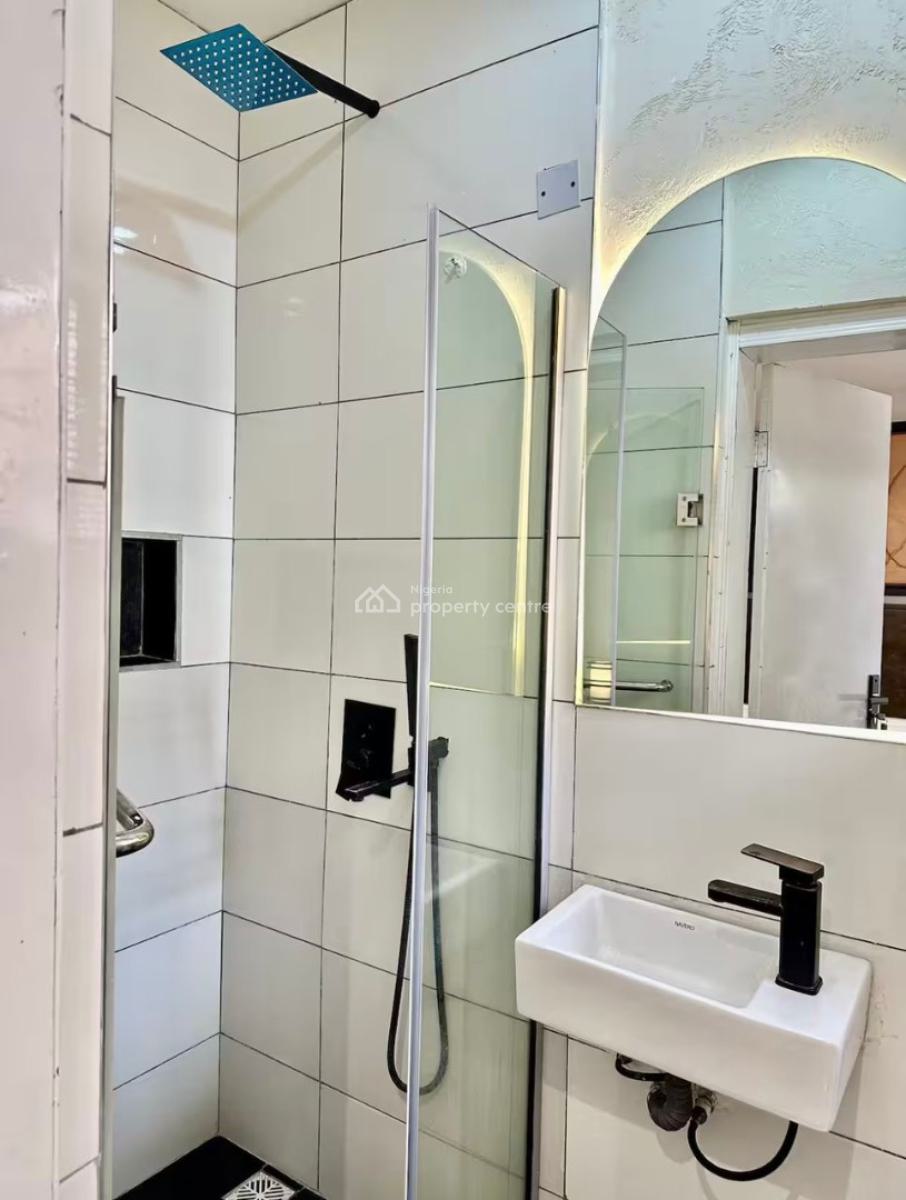 Luxury 2 Bedroom Apartment., Lekki Phase 1, Lekki, Lagos, Flat / Apartment Short Let