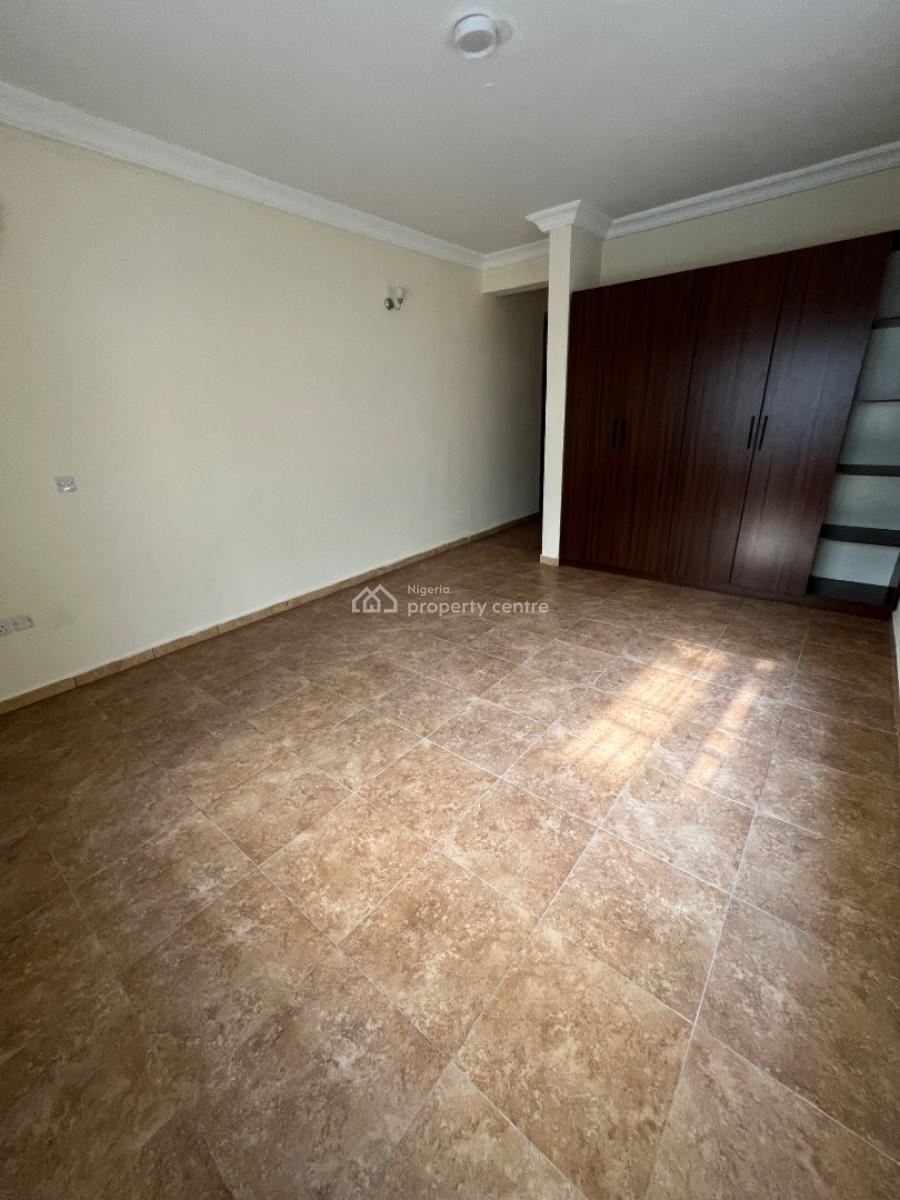 Spacious and Classic 3-bedroom Apartment with a Room Bq in Lekki., Lekki Phase 1, Lekki, Lagos, Flat / Apartment for Rent