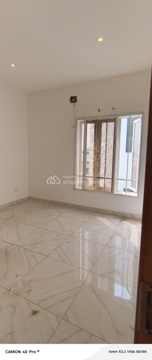 Spacious and Well Maintained, Oniru, Victoria Island (vi), Lagos, Flat / Apartment for Rent