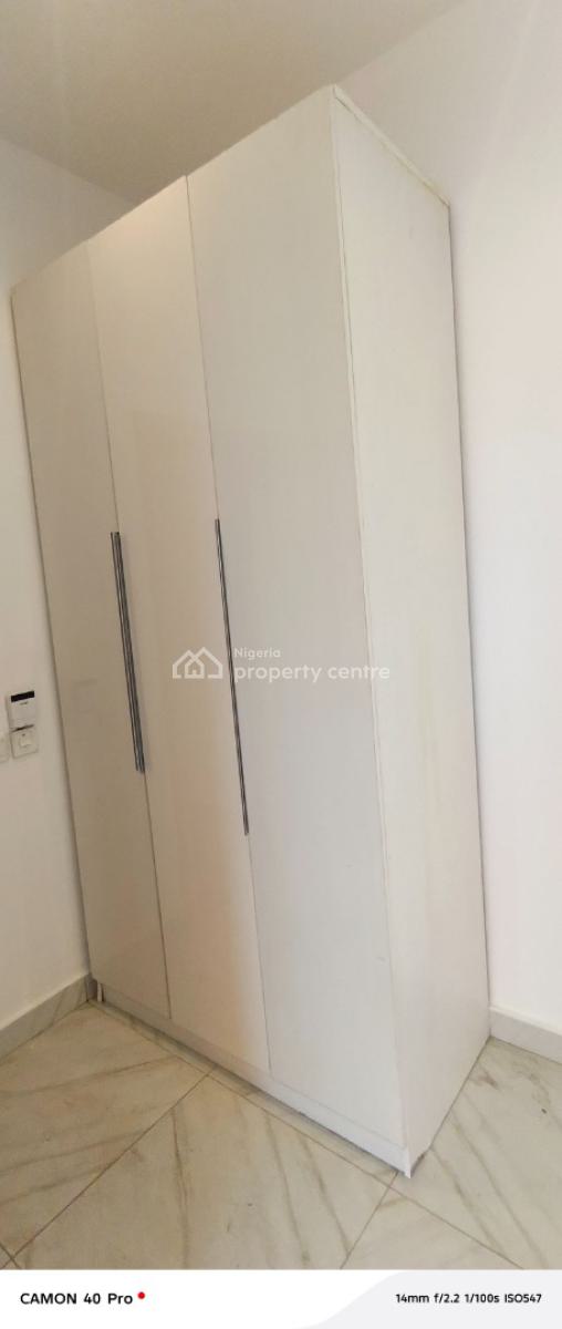 Spacious and Well Maintained, Oniru, Victoria Island (vi), Lagos, Flat / Apartment for Rent