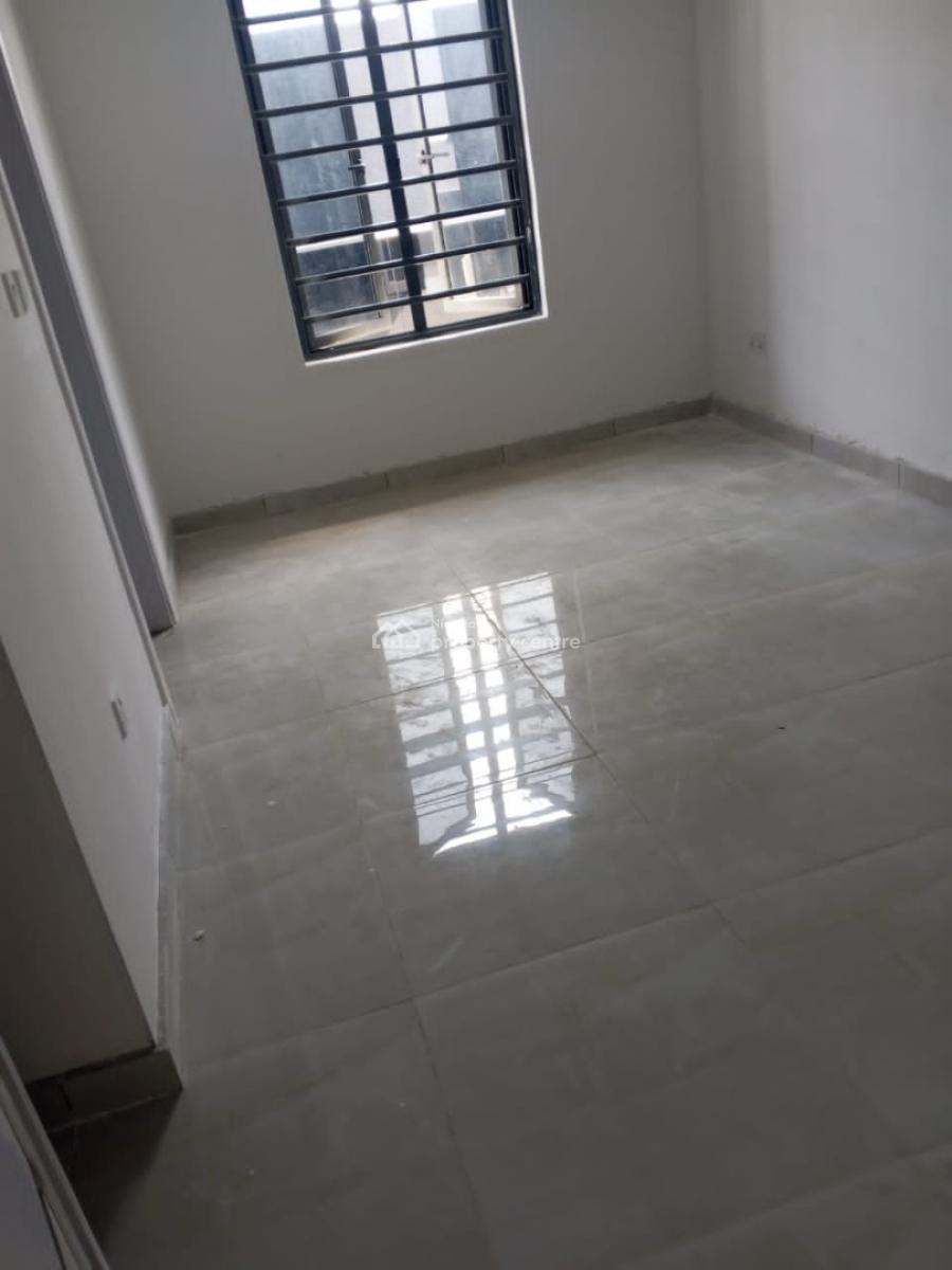 Brand New 3 Bedroom Condo with Lift and Carport, Lekki Phase 1, Lekki, Lagos, Flat / Apartment for Sale