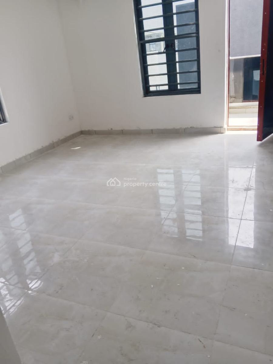 Brand New 3 Bedroom Condo with Lift and Carport, Lekki Phase 1, Lekki, Lagos, Flat / Apartment for Sale