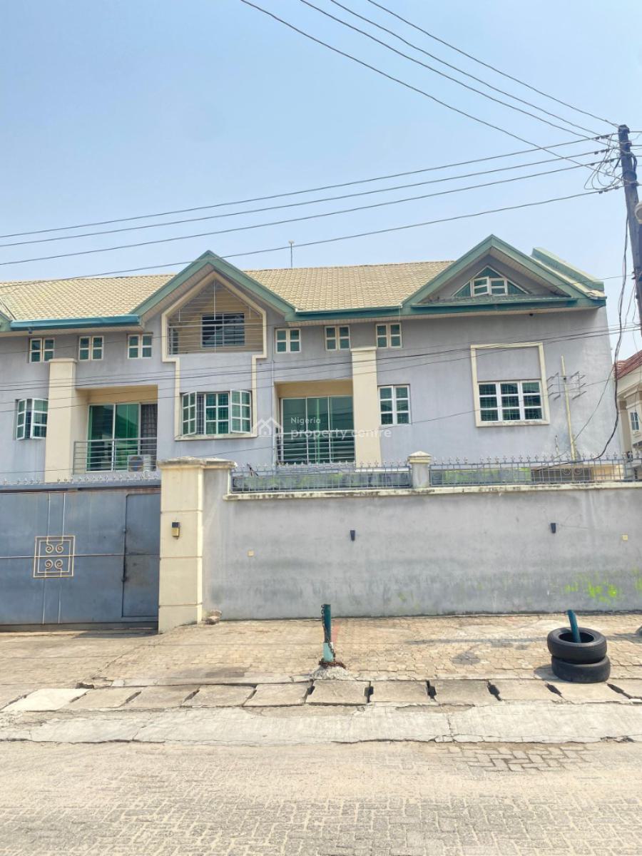 Spacious and Modern 4 Bedroom Semi Detached House with Bq Available, Lekki Phase 1, Lekki, Lagos, Semi-detached Duplex for Rent