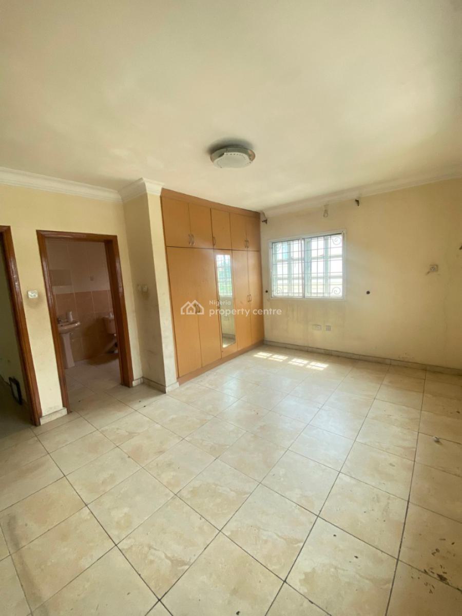 Spacious and Modern 4 Bedroom Semi Detached House with Bq Available, Lekki Phase 1, Lekki, Lagos, Semi-detached Duplex for Rent