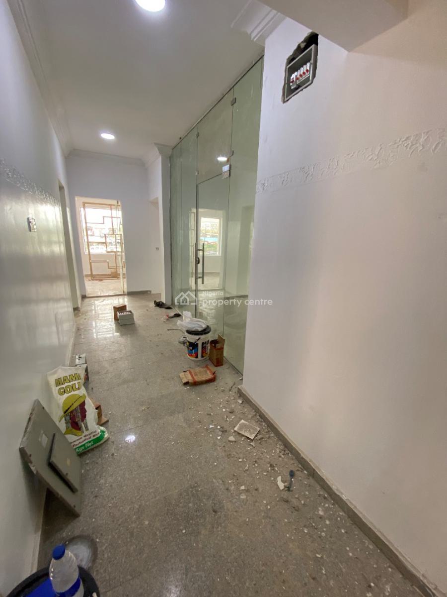 Luxury Shop in a Prime Location, Off Admiralty Way, Lekki Phase 1, Lekki, Lagos, Shop for Rent