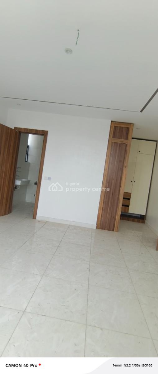 Beautifully Finished 2 Bedroom Flat, Lekki, Lagos, Flat / Apartment for Rent