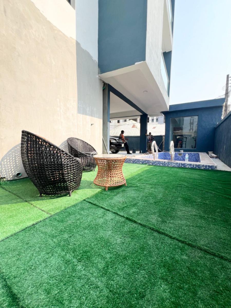 Luxury 2 Bedroom Flat with Swimming Pool at Lekki, Lagos, Ikate Elegushi Palace Road, Ikate Elegushi, Lekki, Lagos, Flat / Apartment for Sale