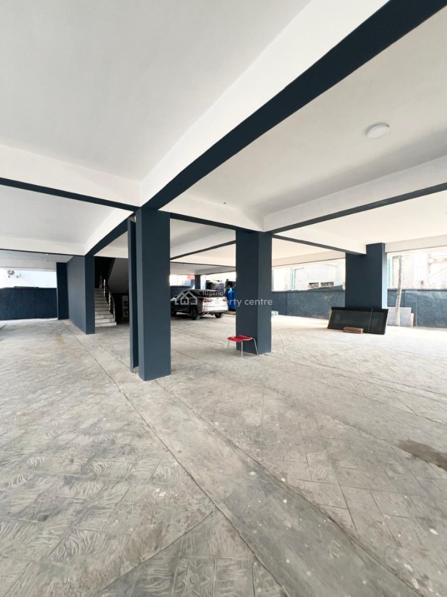 Luxury 2 Bedroom Flat with Swimming Pool at Lekki, Lagos, Ikate Elegushi Palace Road, Ikate Elegushi, Lekki, Lagos, Flat / Apartment for Sale