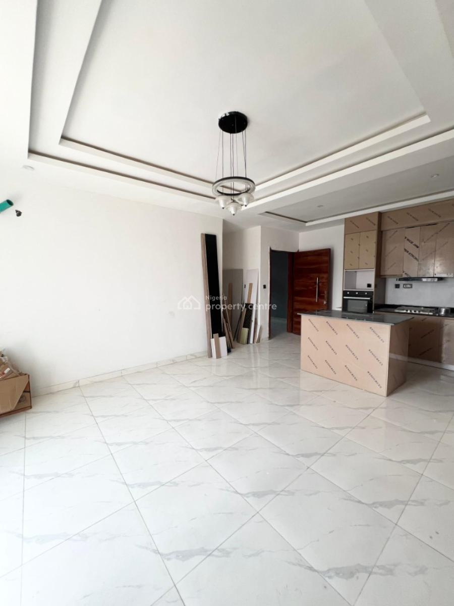 Luxury 2 Bedroom Flat with Swimming Pool at Lekki, Lagos, Ikate Elegushi Palace Road, Ikate Elegushi, Lekki, Lagos, Flat / Apartment for Sale