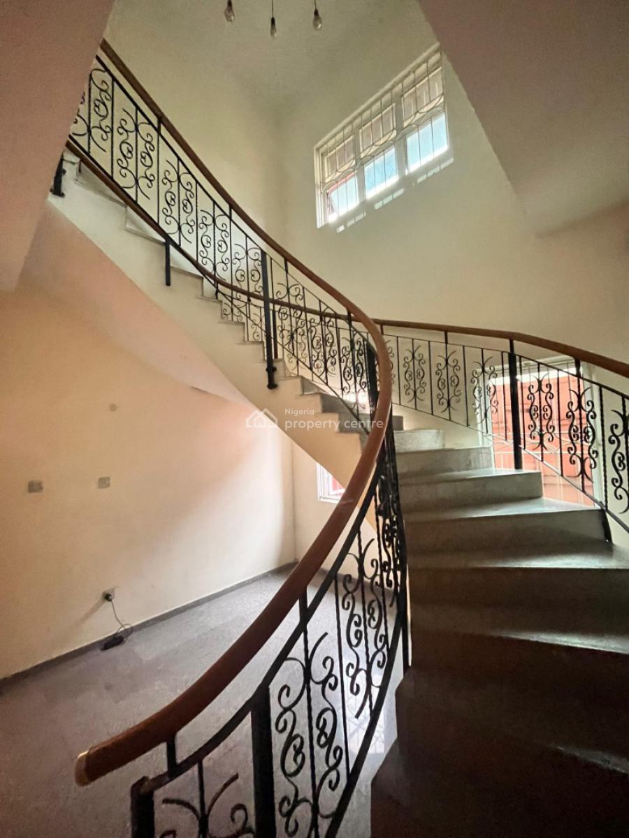 40sqm Shop Space (upstairs)  Available at Lekki Phase 1, Lekki Phase 1, Lekki Phase 1, Lekki, Lagos, Plaza / Complex / Mall for Rent