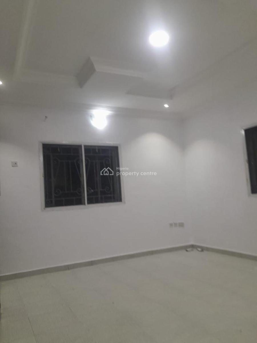 All Rooms Ensuite 3 Bedroom Flat in a Secure Estate  Location: Osapa, Osapa London, Lekki, Lagos, Flat / Apartment for Rent