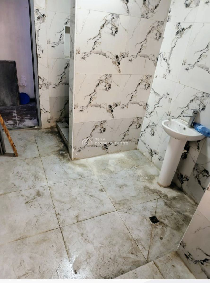 One Bedroom Mini Flat, Off Akin Adesola, Victoria Island (vi), Lagos, Mini Flat (room and Parlour) for Rent