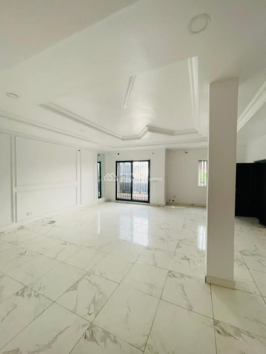 4bedroom with Bq, Eleganza, Lekki, Lagos, Semi-detached Duplex for Rent