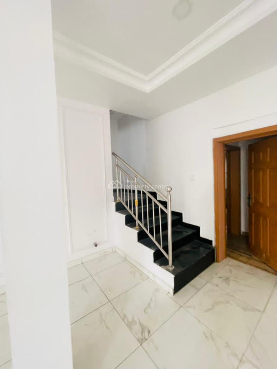 4bedroom with Bq, Eleganza, Lekki, Lagos, Semi-detached Duplex for Rent