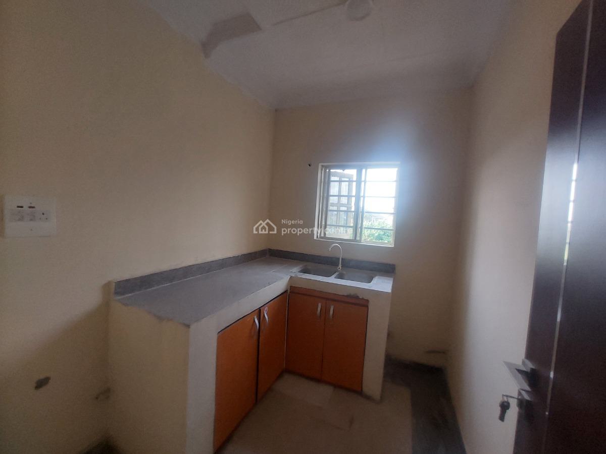 2 Bedroom Apartment, Lekki Scheme 2 Estate, Lekki, Lagos, Flat / Apartment for Rent