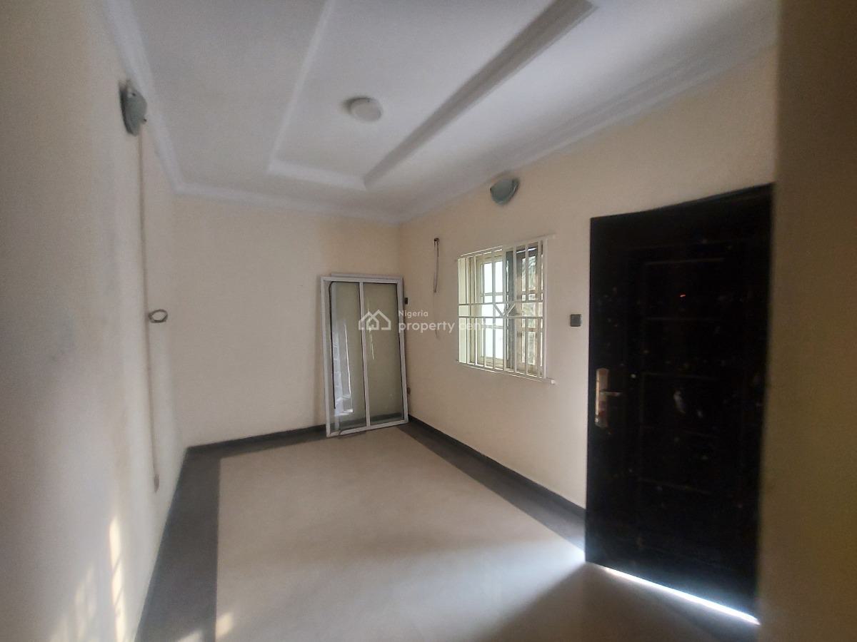 2 Bedroom Apartment, Lekki Scheme 2 Estate, Lekki, Lagos, Flat / Apartment for Rent