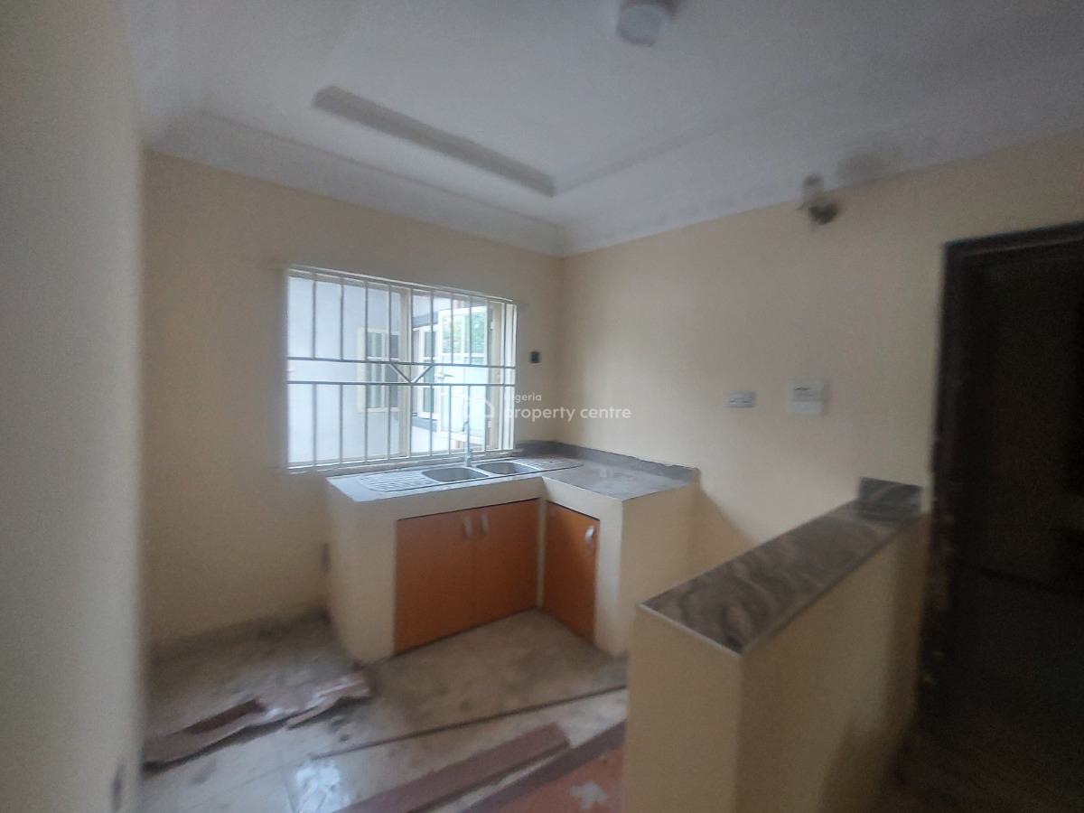 2 Bedroom Apartment, Lekki Scheme 2 Estate, Lekki, Lagos, Flat / Apartment for Rent