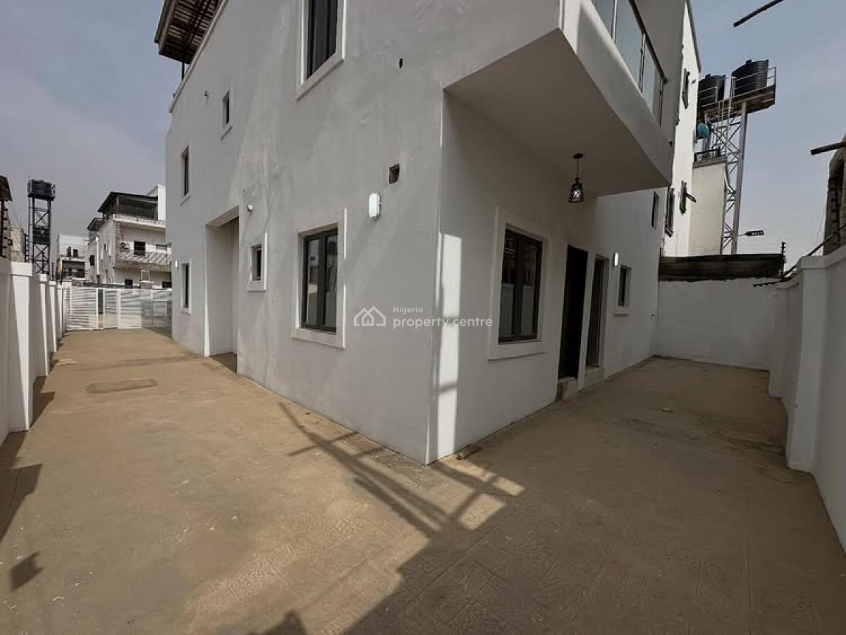Elegant 4bedroom Semidetached Duplex with 2 Living Room and a Bq, Idu Industrial, Abuja, Semi-detached Duplex for Sale