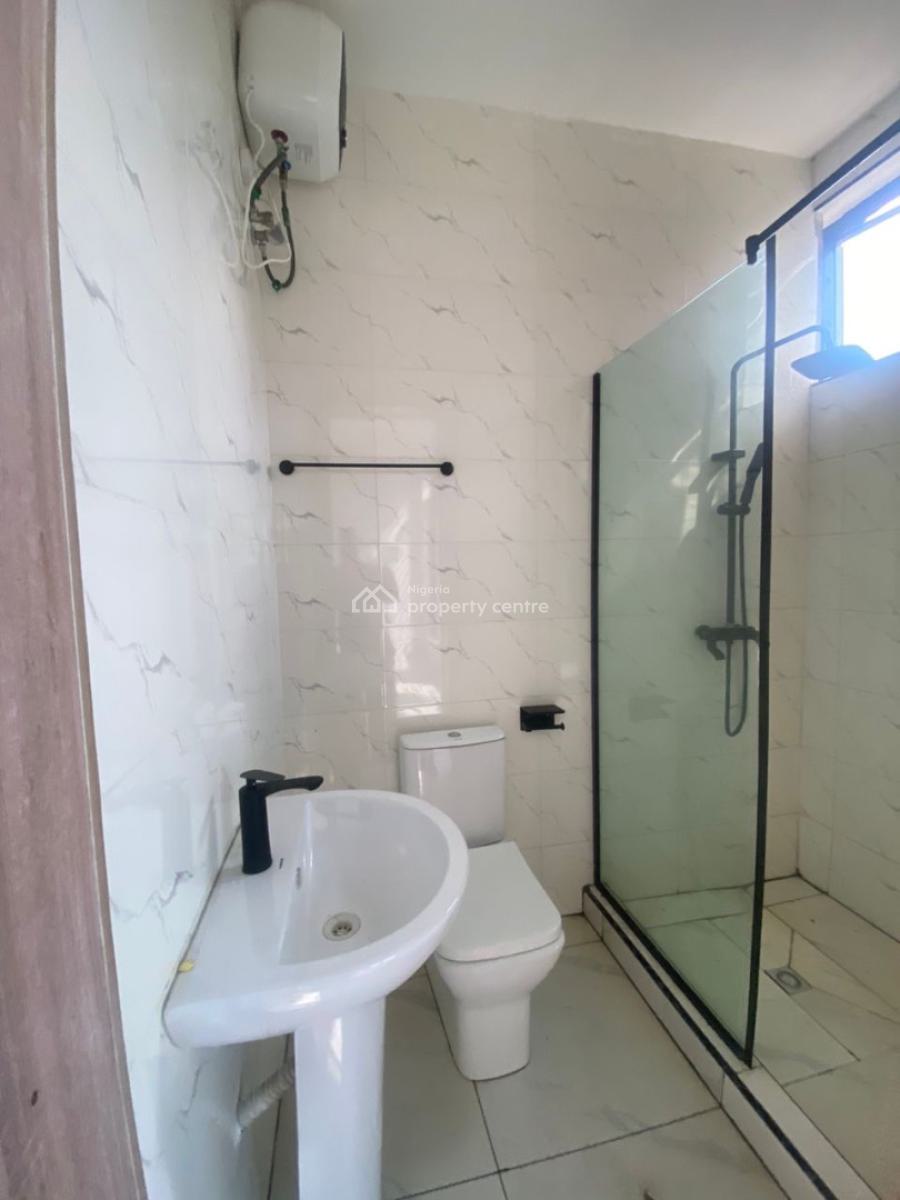 2 Bedroom Apartment, Ilasan, Lekki, Lagos, Flat / Apartment for Sale