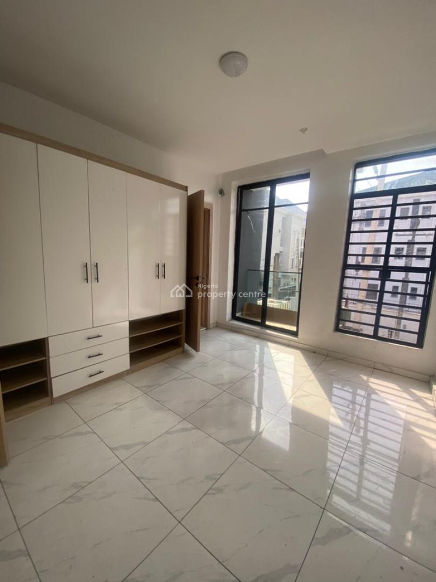 2 Bedroom Apartment, Ilasan, Lekki, Lagos, Flat / Apartment for Sale